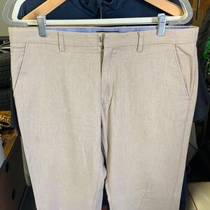 Men’s Banana Republic Pants- perfect for summer!